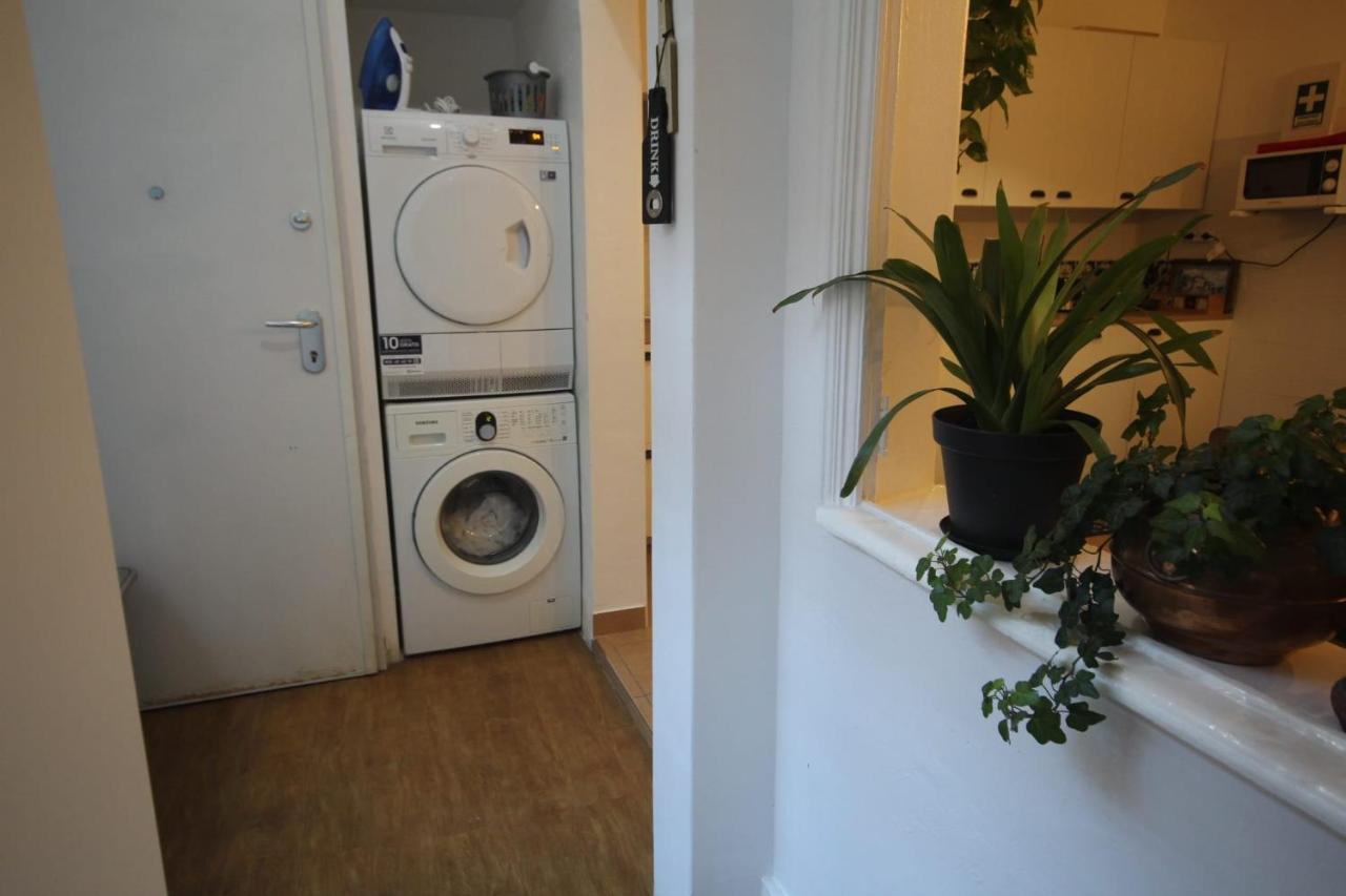 Nautic M1 R2 - Classy & Cozy Double Room With Shared Bathroom In Marques Pombal Lisbon Exterior photo
